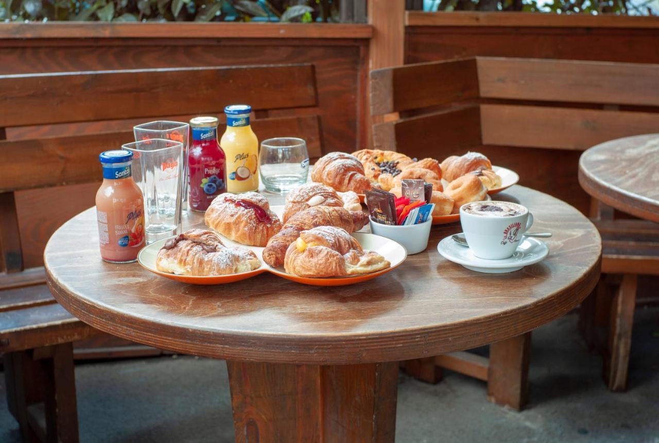 Bed & Breakfast Le Piazze Cori Екстериор снимка